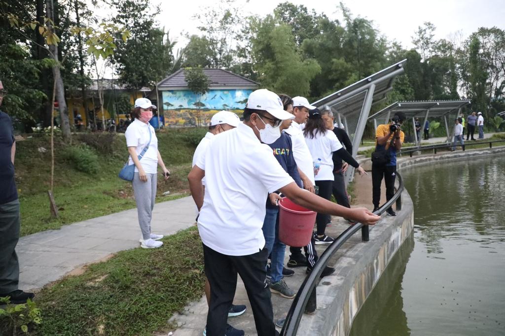 sesmenko perekomian dorong batam jadi bagian dari rantai nilai global