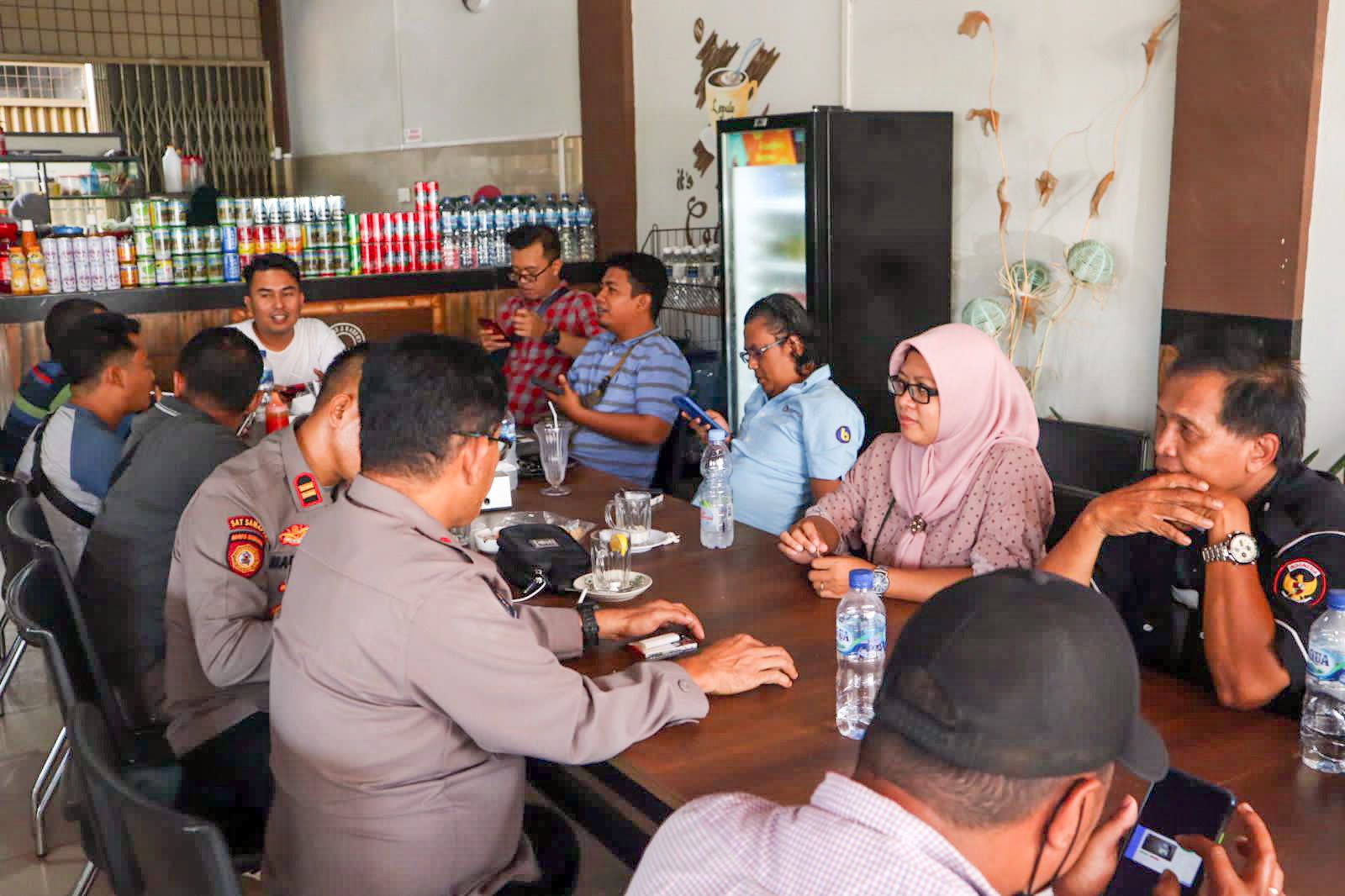 kapolsek bengkong iptu mardalis coffee morning bersama wartawan