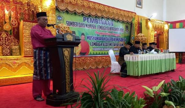 sekda karimun jabat ketua lam karimun periode 2022 2027