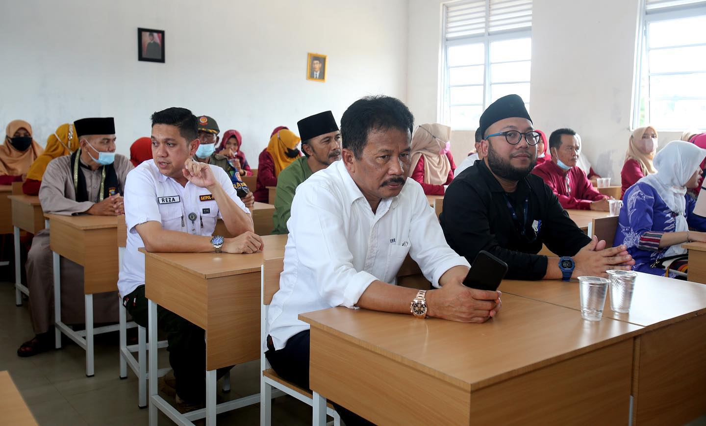 sekolah dasar negeri (sdn) 04 batam tanjung uma