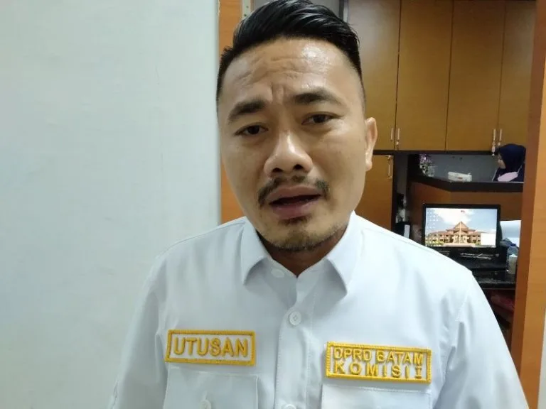 Anggota Komisi I Dprd Kota Batam, Utusan Sarumaha