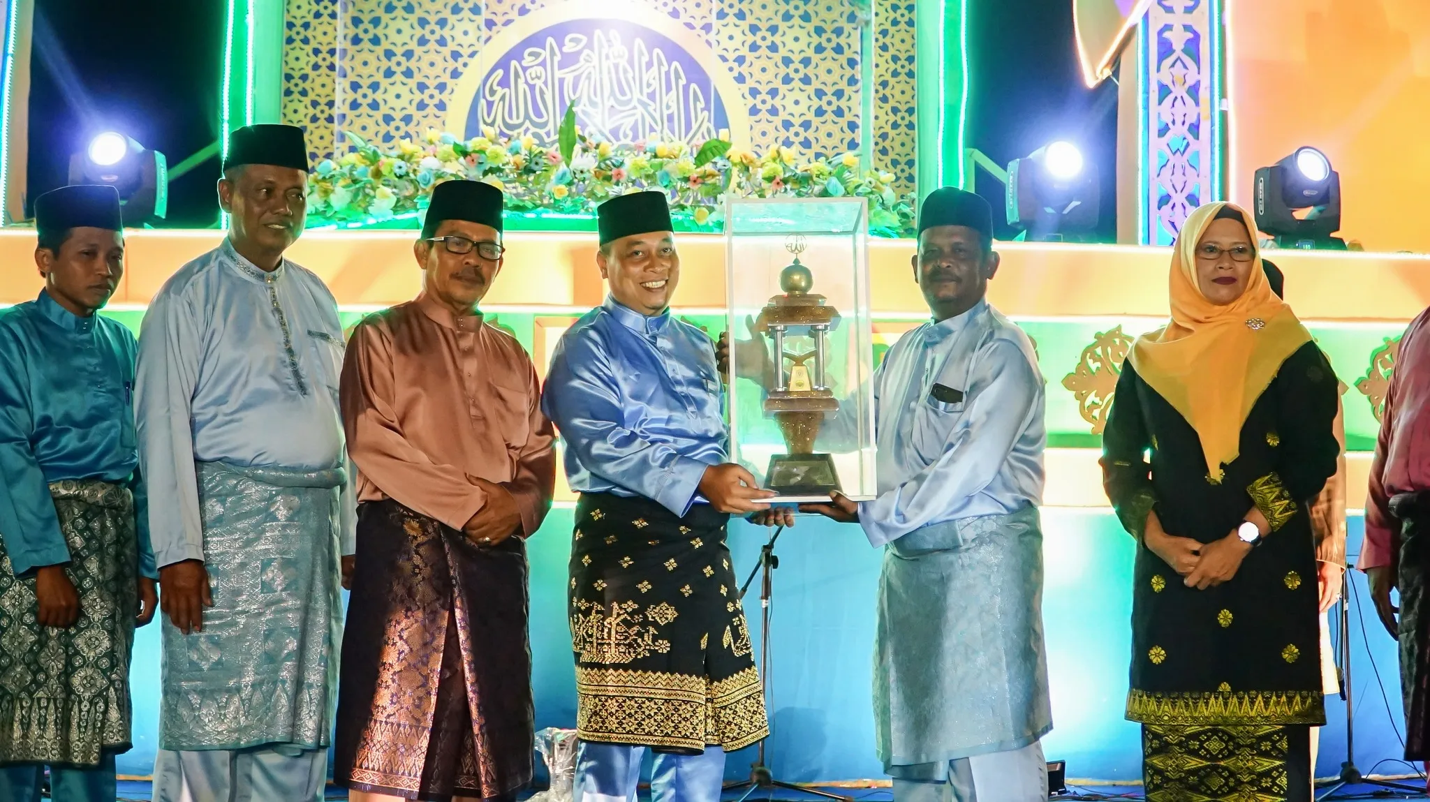 Juara Umum Stqh Lingga