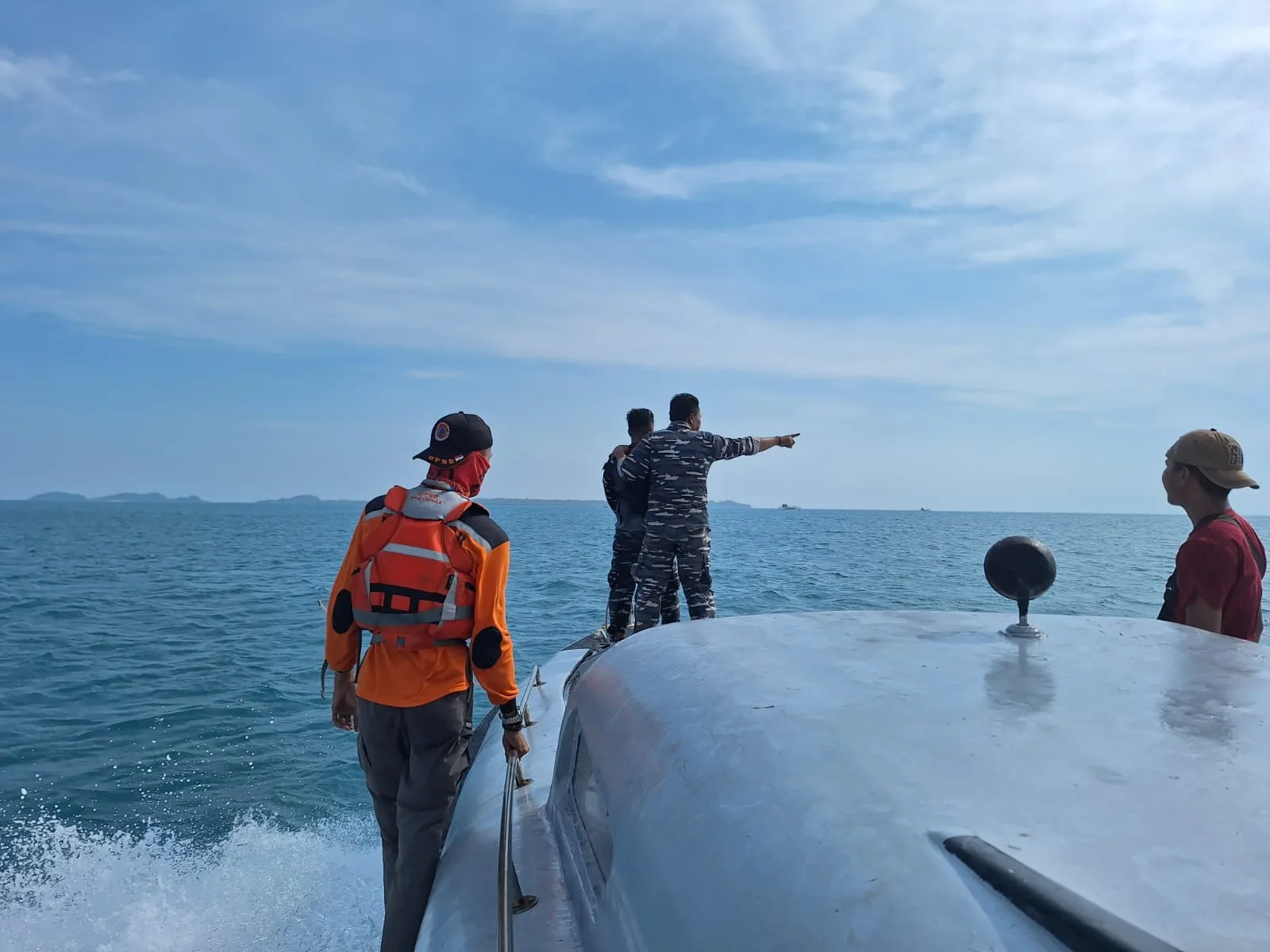 Kutipan Pencarian Nelayan Hilang Asal Pulau Kentar