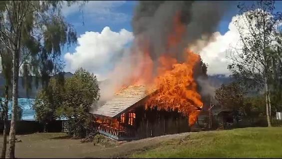 Kkb Membrutal Kini Bakar Sekolah Di Pegunungan Bintang 55