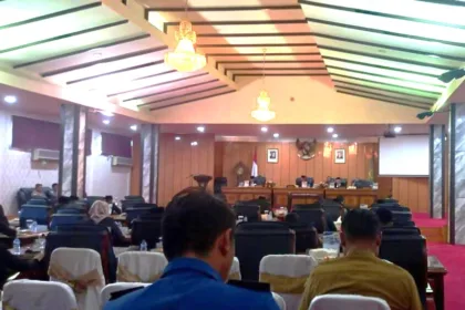 Sidang Paripurna DPRD Kabupaten Karimun, agenda Laporan Keterangan Pertanggung Jawaban Bupati Karimun Tahun 2024 digelar pada, Senin (25/5/2025) | Foto: Ami