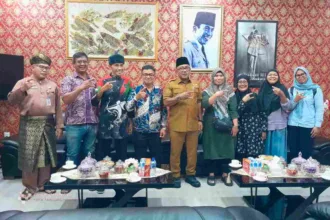 Audiensi pedagang pasar bincen 11zon