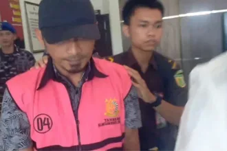 Kutipan berita lingga (32)