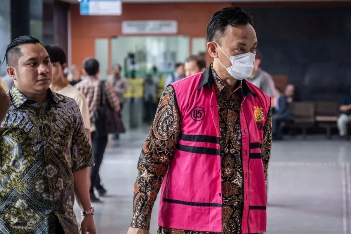 Kutipan berita lingga (63)