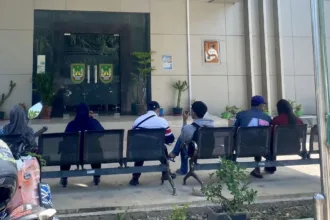 Kutipan berita lingga (74)