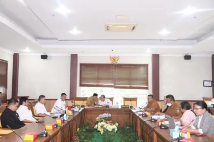 Kutipan berita lingga (96)