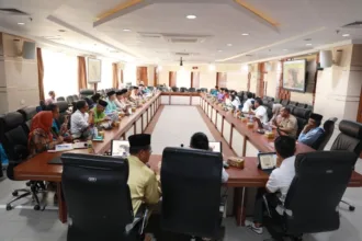 Kutipan berita lingga (98)