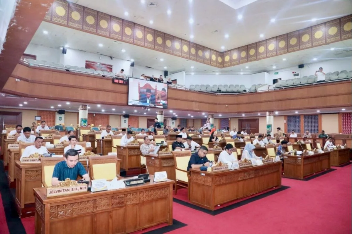 Kutipan berita lingga (98)