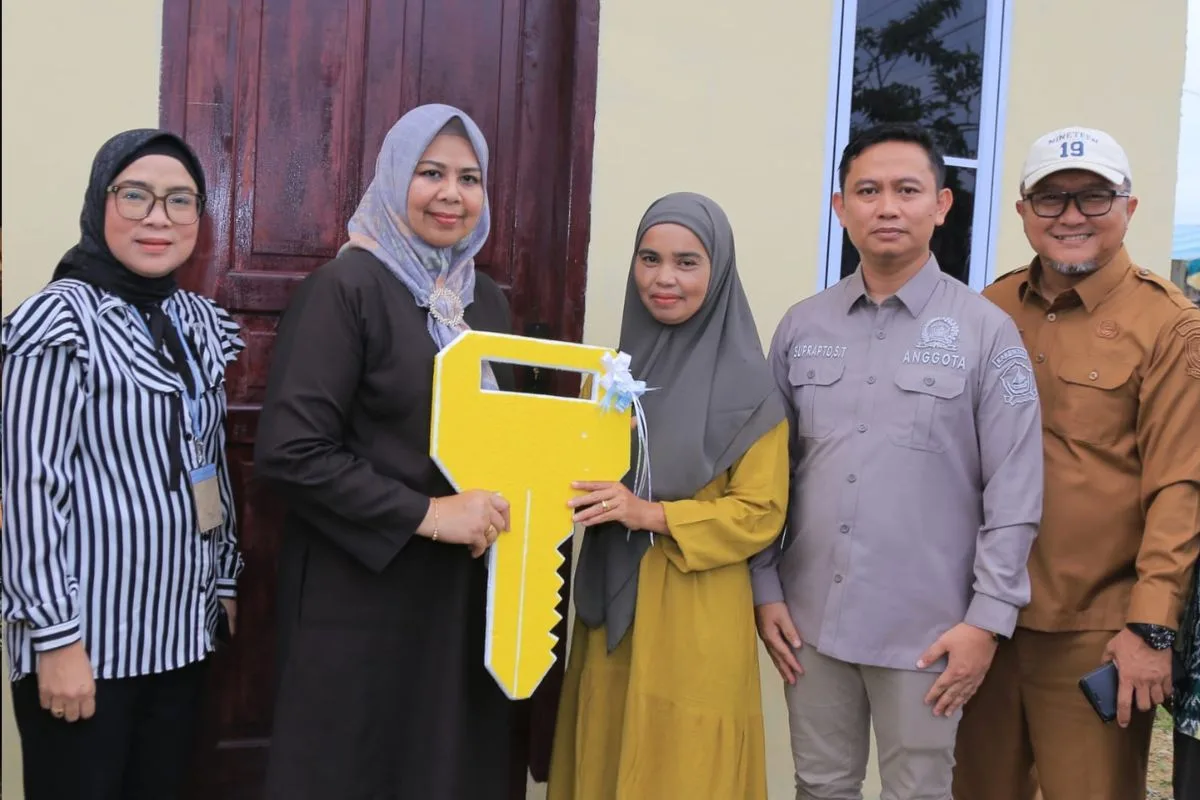 KUTIPAN BERITA LINGGA 2025 12 04T094059.645