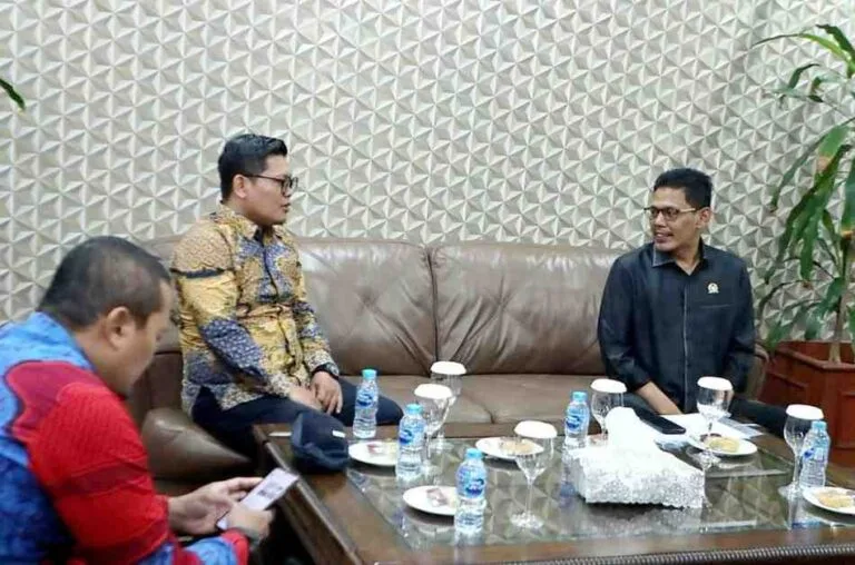 WhatsApp Image 2025 12 12 at 09.33.59