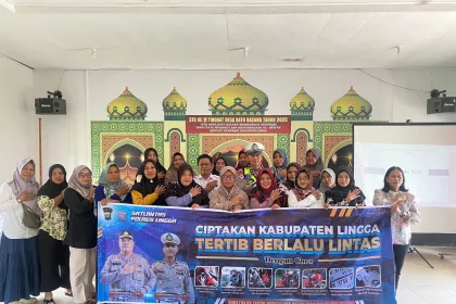 E106fd84 ae33 44ec ad1a cfba5c473efc